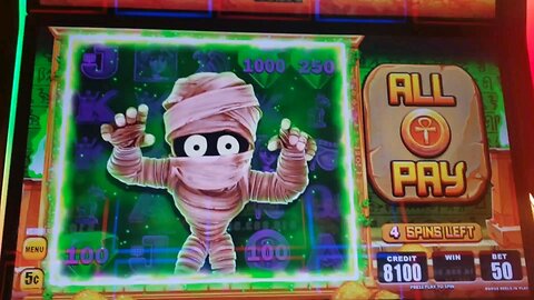 Back to Back FULL SCREEN on MO' MUMMY slot machine!!! unbelievable bonus.