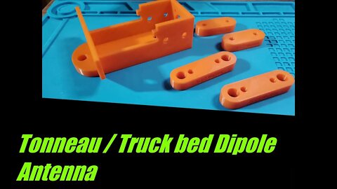Tonneau cover/Truck bed Dipole Antenna