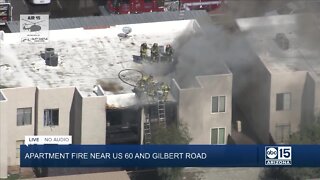 Kids pulled from apartment fire in Mesa