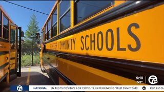 Rochester Community Schools to roll out app that allows parents to track bus, child, throughout school year