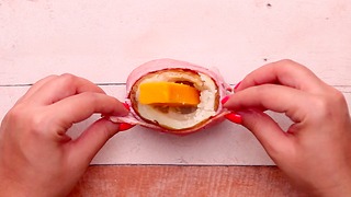 She hollowed out a baked potato and made it into the ultimate meal