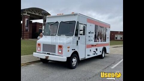 1999 Chevrolet P30 Mobile Boutique Truck | Mobile Clothing Store for Sale in South Carolina