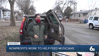 Pop-up food bank helps feed local musicians in the new year