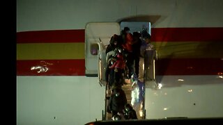 American Evacuees Arrive at Eppley Airfield