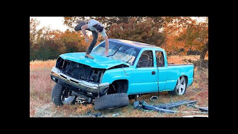 Ripping apart a squatted truck with my bare hands (Rage Warning)