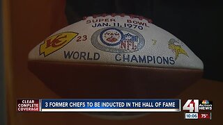 Pro Football Hall of Fame honors late Chiefs owner Lamar Hunt's legacy