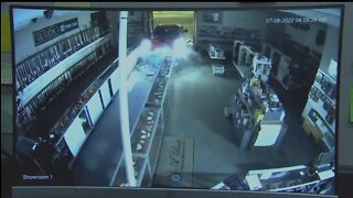 Pickup Truck Slams Into Tennessee Gun Shop, Steal Rifles