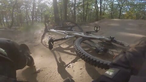 Mountain Bike Fails: Epic Tumbles and Hilarious Mishaps 4! #bike #moutainbiking #2023 #fails