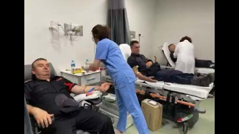 Punonjësit e "Illyrian Guard" dhurojnë gjak ne spitalin " Memorial" të Fierit.