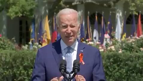 President Biden heckled at his own White House event
