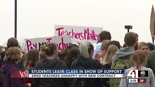 Shawnee Mission students walk out in protest of new teacher contract