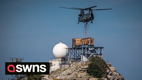 Incredible scenes as RAF chinook delivers a radar to Rock of Gibraltar