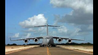 World's largest cargo aircraft landing caught on camera