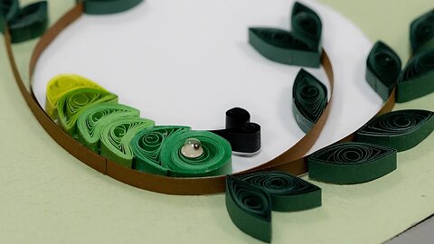 DIY Paper Quilling: How to Make an Adorable Caterpillar!