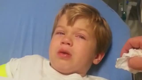 Kid Wakes Up From Surgery, Hilariously Describes His Experience