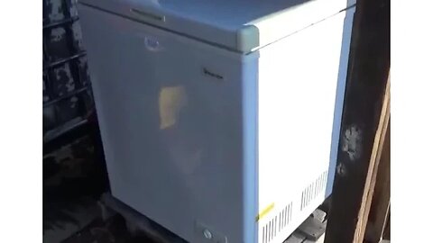 Solar Powered Freezer ~ Hunting ~ Off Grid Construction
