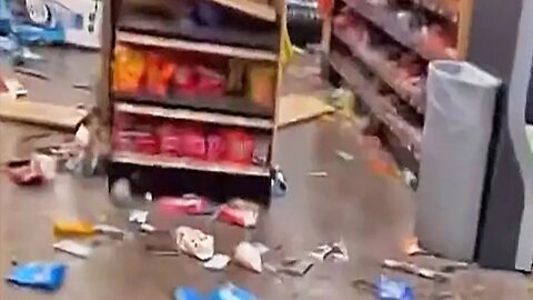 Dozens seen ransacking Philadelphia Wawa store, throwing food