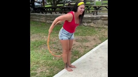 Woman Spins Hula Hoop With her Butt