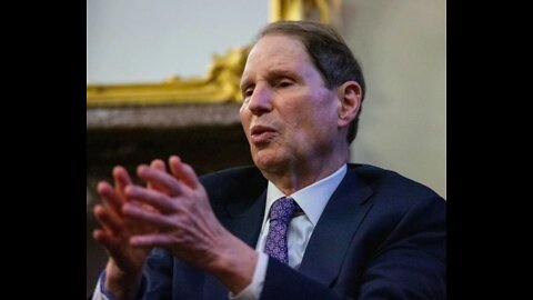 Sen. Wyden Proposes Big Tax Hike on Oil Companies Making More Than $1B