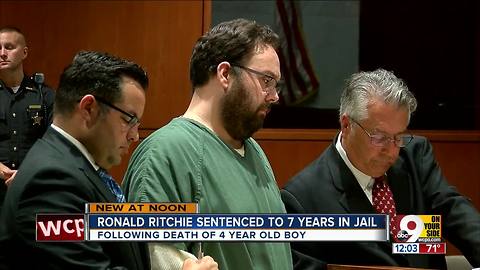 Robert Ritchie gets 7 years for son Austin Cooper's scalding death
