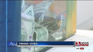 Omahans join together to give back