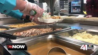 Meals on Wheels delivers Thanksgiving treat