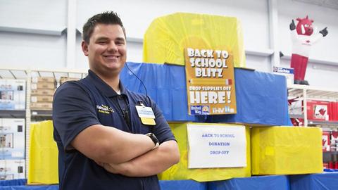 Teen Walmart Worker Saves Paycheck To Buy Kids School Supplies