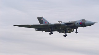 Avro Vulcan take off, display and land
