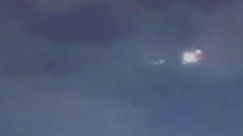 Shocking UFO Near-Miss: Incredible Footage Captures Encounter Over Bogotá!