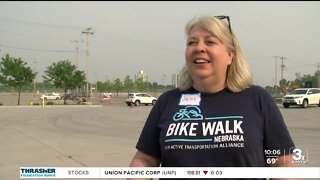 Nebraska-based group teaches Omaha adults and teens how to ride a bike