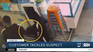 Customer tackles attempted armed robbery suspect in Bay Area restaurant
