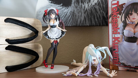 Kurumi and Shiro figure unboxing