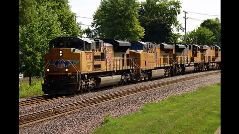Rochelle, Illinois - Union Pacific and BNSF at Virtual Railfan Cam Location (Part 1 of 2)