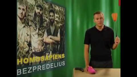 Darling of Hollywood Navalny Compares Muslims to Cockroaches