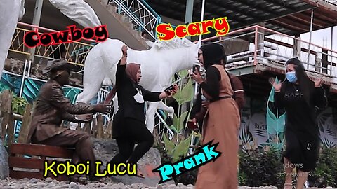 #cowboy_prank. funniest reactions. living statue prank. #prank. patung lucu.