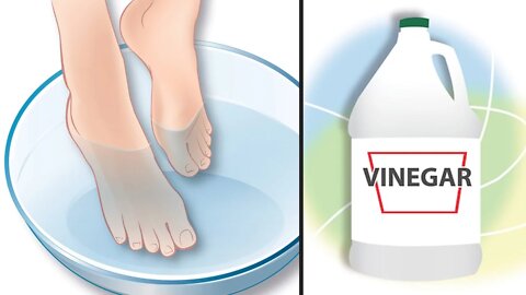 Dip Your Feet In Vinegar For This All-Natural Benefits