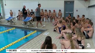 Olympic medalist holds swim clinic in Omaha