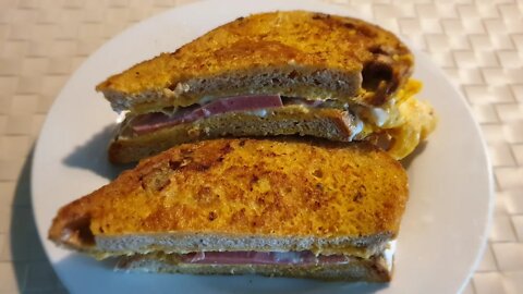 The Recipe Paid the World to Madness / One Pan Egg Sandwich | French Toast Omelette Sandwich