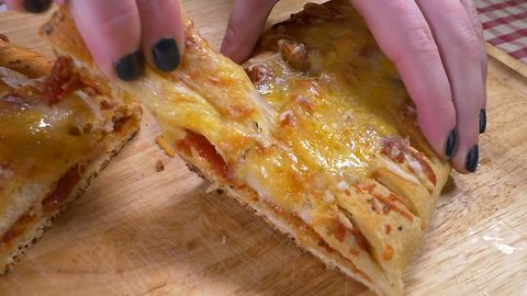 Learn how to make pizza braids!
