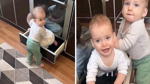 Naughty twin sibling wants to put his twin sister in a drawer by funny way #shorts