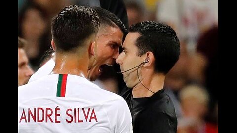 Cristiano Ronaldo versus referee