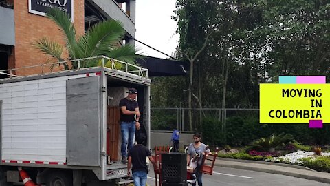 Moving in Colombia... AGAIN!