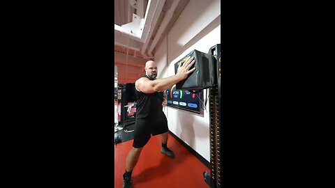 World's Strongest Brian Shaw Throws Monster Slap