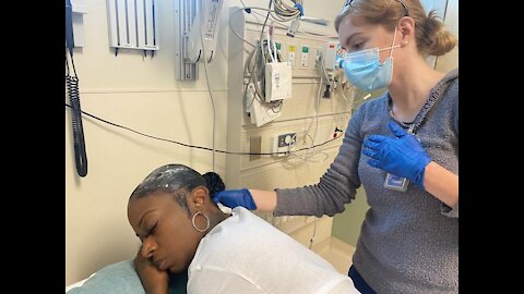 Lady Puts Gorilla Glue In Hair