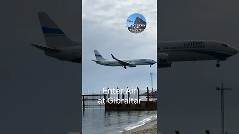 Boeing 737 Landing at Gibraltar #aviation