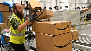 The Hustle Rundown: Amazon Skirts Federal Taxes; Walmart Investigated