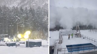 Horrifying avalanche on Mt. Elbrus in Russia caught on camera