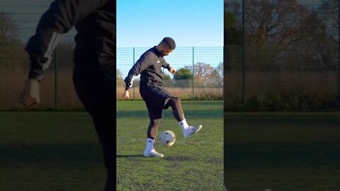 CRAZY FOOTBALL SKILL MOVE *TRIPLE BOUNCE* 🤯🔥 #Shorts