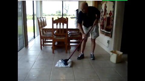 Grout Perfect® extracting dirty mop water