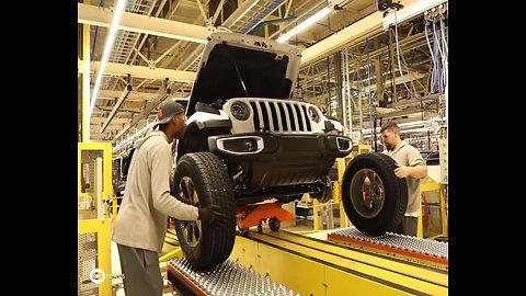 2019 Jeep Wrangler production line